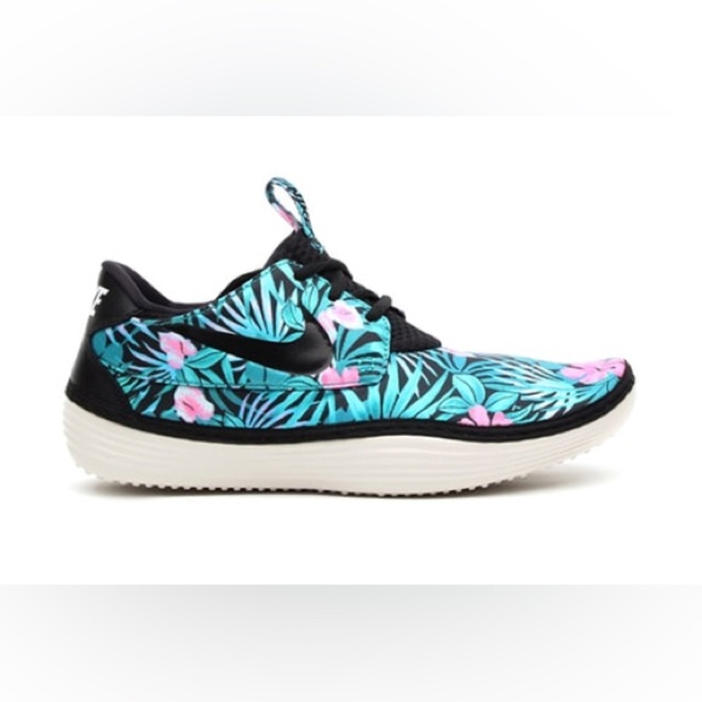 Nike Solarsoft Moccasin SP Floral Pack sneakers men’s size 9 women’s size 10.5